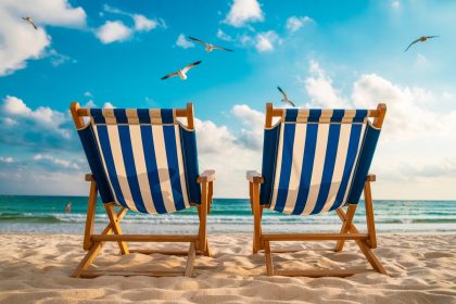 Beach Chairs: Comfort, Style, and Relaxation by the Shore